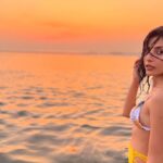 Harshita Gaur Instagram - क्षितिज…. 🍁