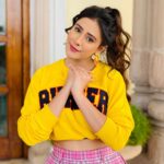 Hiba Nawab Instagram - 💛