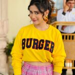 Hiba Nawab Instagram - 💛