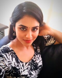 Indhuja Ravichandran Instagram - 🖤