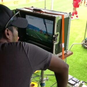 Indhuja Ravichandran Instagram - Behind the Scene #Bigil #vaembu #shotonbolt