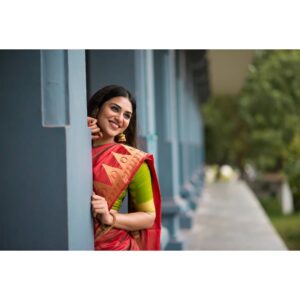 Indhuja Ravichandran Instagram - Saree is the perfect way of proudly flaunting who I am without having to say it.
Shot By @pk_views
Earings are visible  @chennai.allcollections