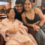 Ira Khan Instagram - Random happy photo🥰
