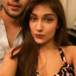 Ishita Raj Sharma Instagram - I know how how shy u get when it comes to puting your life up on social media .. but here’s my gift to u on rakhi.. puting this one Up 😝I know u will kill me for this But today I can do this to u! Spare the calls to ask me to take it down😅 happy rakhshabandhan @iamrishiraj_ heheh This song though🥰 Ps- The only things that needs to be edited is my voice haha 🤐😂