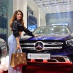Ishita Raj Sharma Instagram - Dear diary, I bought my first car!! Yayy😁 It’s true, fortunate are those who have the constant support of their parents, and I can’t deny I’ve been that lucky child. And even though, you can’t repay the debt of selfless love, but I’ve always wanted to do something on my own to revert at least a fragment of what I’ve been bestowed with. And that’s what makes this car, extra special! Because this is, well my first that I could buy on my own. First I thought that it’s the car that would make me happy BUT now I know, it isn’t the car, but the thought it leaves me with- that l’m wee bit capable of doing something for them. So to the ones who said money can’t buy happiness, maybe didn’t know it wasn’t the happiness of material things but rather the happiness you could afford to make your loved ones feel proud, anyway possible. On that note, Thankyou mumma papa for believing ❤️ and the universe for blessing.🤞 Keep workin hard and one day, you’ll reap! And hey, most importantly… Enjoy life while it lasts😜 #simplegospel @autohangar . . #Mercedes-Benz #mercedessuv #cargram Auto Hangar-Mercedes-Benz