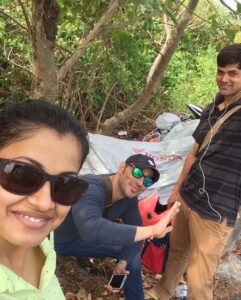Janvi Chheda Instagram - We lovingly call this tall, handsome man PANDEYJI...We’ve had some long, deep conversations about life, marriage, kids while travelling together and on set. We’ve also gossiped...A LOT🤫Haha! I love to tease him🤪
.
.
#throwback #cid #cidcops #behindthescenes #nofilter #noedit