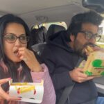 Kamya Punjabi Instagram - When it comes to sharing #frenchfries that too with #cheese then no one can limit the cross 😄😋😉