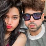 Karan Kundrra Instagram - Fries, sloppy joe, frankfurter, hefeweizen and a lager please Thanks ♥️