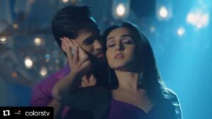 Karan Sharma Instagram - Reema aur Vivaan ke beech badh rahi hai nazdeekiyaan. Kya kismat rakhegi inke beech ki kareebi ko barkaraar?

Jaanne ke liye dekhiye #SSK2, Mon-Sat shaam 6:00 baje 22nd Aug 2022 se , sirf #Colors par. Anytime on @voot. #reevaan #tanyasharma #dance #romantic #couplegoals #bollywoodsongs #dancevideo #explore 

@karansharmaa_official @tanyasharma27