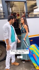 Karan Sharma Instagram - Jab wo Mayake jane  ka plan banaye 😃 @tanyasharma27 #jatihunmain #reels #karansharma  #tanyasharma