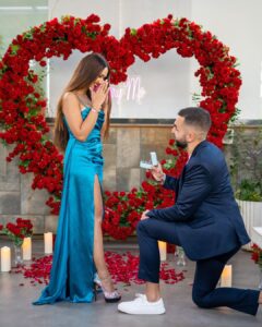 Krissann Barretto Instagram - 22.04.2023 ♾️
I can’t wait to spend the rest of my life with you ♥️ 
I love you 🥹♥️ 

Photography @araalexanderofficial 
Decor @harmoni.decorations 
MUAH @makeupbynandita

#NKgotHitched