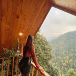 Krystle D'Souza Instagram - Keeping myself warm and cozy 🪵 : : : : 📍 @the_treehouse_jibhi #travelindia #treehouse #airbnbindia #travelandleisure #tandi #wanderlustwednesday #kullumanali #kullu #manali #beautifulhimachal #tirthanvalley #tirthan #jibhivalley #Jibhi #himachalpradeshtourism