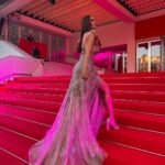 Krystle D'Souza Instagram - Jab We MET ! Think. Manifest. Believe. ♾️ . . Walking up these stairs felt surreal. Can’t wait for the real deal someday! Till then i’ll live in my La La land ❤️ . . . #2022 #throwback #MET #redcarpet #manifestation #thoughtsbecomethings