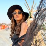 Krystle D'Souza Instagram - Waiting for my batmobile at Supersonic 2023 🦇 . . . . #supersonic #vh1supersonic #musicfestival #musicfestivaloutfit #vh1supersonic2023 #sunset #ootd #accessories #outfitideas #batman @vh1supersonic Vh1 Supersonic, Pune