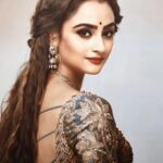 Madirakshi Mundle Instagram - Love you @madirakshi_ mam 😘❤️ @madirakshi_ mam 's blend edit Hope u love the edit @madirakshi_ mam n all❤ @madirakshi_ @madirakshi_ Fc hzneycodes . ---: 𝐇𝐚𝐬𝐡𝐭𝐚𝐠𝐬 :-- #weloveyoumadirakshidii #iloveyouallmadirakshians #iloveyoumadirakshi #madirakshi #madirakshi_ #madirakshimundle #madirakshilove #madirakshians #madilove #madirakshiassiya #madirakshimundleinstagram #madirakshiassita #madirakshimylifemylove #siya #sita #vaidehi #bhumija #jaanki #janki ♥In My Heart♥