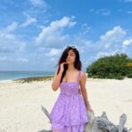 Mahima Makwana Instagram - ✨ @cocoonmaldives @thecocooncollection @goldcoastfilmsofficial Styled by @krishi1606 @semesstafashion @palmonas_official Cocoon Maldives
