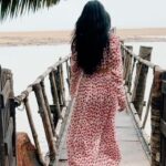 Mahima Makwana Instagram - Take me back. @thelalitbekal Styled by @krishi1606 Location courtesy @thelalitbekal Outfit @suave_moda X @Onenessbymn The Lalit Resort & Spa Bekal