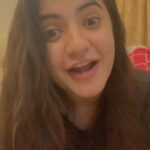Meera Deosthale Instagram - Itna easy nai hota hai babesssss 😬😬