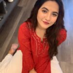 Meera Deosthale Instagram - Smilin :)