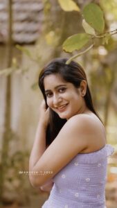 Megha Mathew Instagram - @maneesh_t_jose 
#ree #reelitfeelit #reel #reelviral #ree #reelvideo #instagram #fashionista #instamood #instapic #trending #instapic.