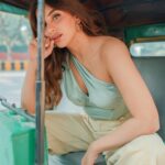 Miesha Saakshi Iyer Instagram - I didn’t feel like driving my Volkswagen, Thus Auto. 🛺 . . . . . . . . 📸 : @swagatsharmaphotography #getthepun #delhi #delhistreetphotography #delhidiaries #auto #green #yellow #ootd #streetstyle #streetwear #streetphotography #fashion #aesthetic #vibe #miesha #mieshaiyer #grateful #gratitude #thankyouforeverything 🧿✨