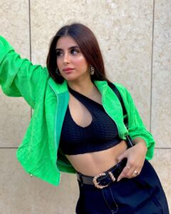 Miesha Saakshi Iyer Instagram - Dubai ✨
.
.
.
.
.
Jacket @pankhclothing 
Denim @hersheinbox 
#dubai #dubailife #dubaiphotoshoot #look #ootd #fashion #style #streetstyle #lookoftheday #streetphotography #miesha #mieshaiyer #grateful #gratitude #thankyouforeverything 🧿✨