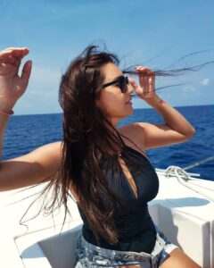 Minissha Lamba Instagram - An In-Between Shot that I ended up loving...
.
.
.
.
.
.
.
.
#summertime #boat #ocean #moodoftheday