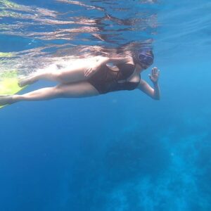Minissha Lamba Instagram - Snorkeling in the beautiful waters of @hideawaybeachmaldives
Thank you Ameen for the guidance and beautiful shots..
@hideawaybeachmaldives @rupalidean
#myhideaway #hideawaybeachmaldives #maldiveshideaway #watersports #snorkelling