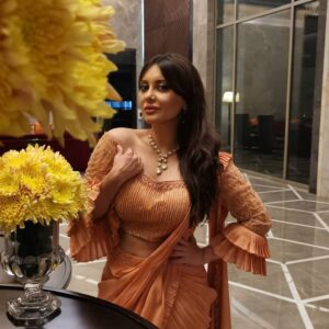 Minissha Lamba Instagram - Ek Ladki.. Saari Mein

Outfit: @vinnykhuranaofficial
Jewellery: @zevar_geeta
Pr: @cultreboat
.
.
.
.
.
.
.
.
.
.
.
#bridalinspiration #bridaloutfit #bridalmakeup #bridalhair #weddinginspiration #bridalinspiration #indianwedding #indianweddingoutfit #indianweddingjewellery #indianweddinginspiration #sangeetoutfit #saree #weddingsaree