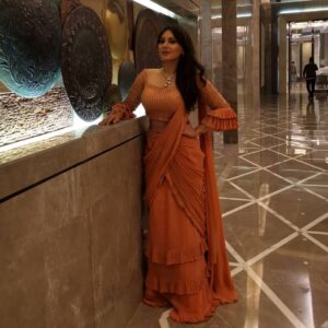 Minissha Lamba Instagram - There is nothing better than a ready made saree for a wedding.. So comfortable and easy to have a fabulous night in..
Loved this beautiful piece that worked so well with my body type 
Outfit: @vinnykhuranaofficial
Jewellery: @zevar_geeta
Pr: @cultreboat
Stylist: @ekkta_shah
.
.
.
.
.
.
.
.
.
.
.
.
.
#wedding #indianbridalmakeup #indianweddingoutfit #indianwedding #weddinglehnga #weddingphotography #weddingfashion #weddinginspiration #saree #sangeetoutfit #indianweddingjewellery #weddingjewellery #jewellery #bridaljewelleey #bridalinspiration #bridaloutfit