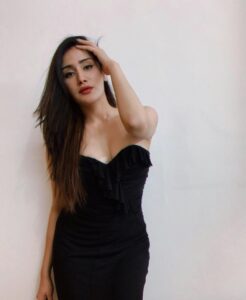 Monica Sharma Instagram - 🖤✔️