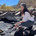 Monica Sharma Instagram - river side♥️ . . . . #riverside #river #riverfront #nature #naturephotography #naturelovers #naturelover #natureshots #natureshot #instagood #instafashion #instafashion #instastyle #instamood #hills #hillstation #naturegram Kaza