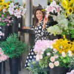 Mouli Ganguly Instagram - Flowers always bring colours to your world 💐