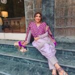 Mouli Ganguly Instagram - It's all about @saraarfeenkhan s #iftaar party Wearing @yuktaadesignerstudio Shot by @shutterjuicestudio