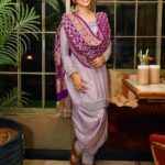 Mouli Ganguly Instagram - It's all about @saraarfeenkhan s #iftaar party Wearing @yuktaadesignerstudio Shot by @shutterjuicestudio