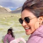Mukti Mohan Instagram - 🏔 + 👭🏻+ 🐑 = 🕺🏻 on #JiyaRe @neetimohan18 🌝✨ wait for it 👻 P.S.- @shrishti_dhillon your fall will be cherished foreva 🤌🏻😂 🎥 Norbu Bhaiya 🫡🏔🚗