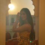Mukti Mohan Instagram - मेहराब ⚜️ 📷 @mohanshakti @aishwaryatyagiofficial @rubanaccessories @oakpinionpr @house_of_rohet