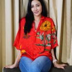 Nalini Negi Instagram - Stress less and enjoy the best☺️ #pictureoftheday #pictureperfect #thoughtoftheday #thursday #vibing #mood #posing #loveforcamera #happiness #blessed #gratitude #nalininegi