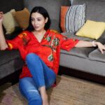 Nalini Negi Instagram - 🧚‍♀️💭 . . . . . #pictureperfect #stylepost #diva #cool #candid #posing #loveyourself #poser #thinking #tuesday #love