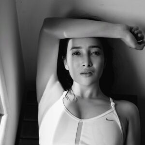 Nalini Negi Instagram - Born to express, not to impress...
