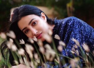 Nalini Negi Instagram - Look at me, close you eyes and fall in love 😍😜