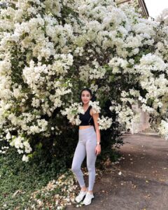 Nalini Negi Instagram - Because flowers re nicer than humans, actually erry'thing is.....