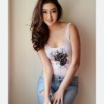 Nalini Negi Instagram - @shazzalamphotography #instaactor #instagram #photographer #photoshoot #picoftheday #pictureoftheday #ootd #fashion #fashionista #fashionable #fitness #happiness #smile #blessed #god #alhamdulillah #likeforlikes #likeforfollow #followforfollowbacks #follow#photographer #instapic #instahub #instasmile #actor#nofilter#style #lifestyle#blogger #fashionblogger