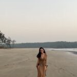 Nalini Negi Instagram - L.I.F.E ❤️ #reels #reelsinstagram #reelitfeelit #reelkarofeelkaro #trending #trendingreels #reelsındia #reelsinsta #reelsviral #trendingnow #travelgram