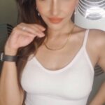 Navina Bole Instagram - If someone tells you that you have enough jewelry and you do not need anymore, stop talking to them. You do not need that kind of negativity in your life (Just kidding)! I am wearing my favourite pieces from @tashya_in, a homegrown jewelry brand, making anti tarnish brass jewelleries. Check out their page @tashya_in now and grab some amazing yet statement designs for your office wear or the next date! Use code “Navina10” to get a 10% off on your first order! Aligned by @publiquedom #reelsinstagram #reeltrending #reels #reelsinstagram #reelitfeelit #instareelsindia❤️ #instareel #instagood #instagram #jewellery #brass #brassjewelry #statementpiece #necklace #earrings #elegant #delicate #romantic #keepitsimple #antitarnishjewelry #explorepage✨ #explore #navinabole #ad #paidpartnership #happythursday #positivevibes Happy Place