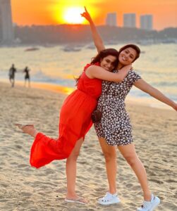 Neha Gowda Instagram - My best travel partner !!! 

@sonugowda 

#sister #travel #thailand #pattaya #bangkok #phuket #trip #loveyou #fun