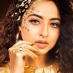 Niyati Fatnani Instagram - 🌟The Golden Girl 🌟 @niyatifatnani .. . Shoot Concept:- @nehaadhvikmahajan @bridalsbynam . 💄MUA , Hair & Styling :- @nehaadhvikmahajan . MakeUp :- @myglamm . 📸:- @luvisrrani . Outfit:- @nikhitatandon . . #niyatifatnani #channamereya #makeup #ootd #nehaadhvikmahajan #bridalsbynam #makeupbyme💄 #nammakeovers #bride #to #be #bridal #look #bridalmakeupartist #destinationweddingmakeupartist #weddingmakeup #hair #hairstyling #nammakeovers #bollywood #television #makeupartist #mumbai #traveller #all #over #the #globe