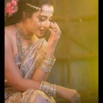 Niyati Fatnani Instagram - In Frame The Beautiful :- @niyatifatnani . Shoot Concept:- @nehaadhvikmahajan @bridalsbynam . 💄MUA , Hair & Styling :- @nehaadhvikmahajan . 📸:- @luvisrrani . Saree:- @korvaiindia . 💍Jewellery:- @sonisapphire . . #niyatifatnani #channamereya #makeup #ootd #nehaadhvikmahajan #makeupbyme💄 #nammakeovers #bride #to #be #bridal #look #bridalmakeupartist #destinationweddingmakeupartist #weddingmakeup #hair #hairstyling #nammakeovers #bollywood #television #makeupartist #mumbai #traveller #all #over #the #globe