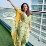 Nushrratt Bharuccha Instagram - ☀️💨 Outfit @theboozybutton Jewelry @lotussuutrajewelry Stylist @nidhijeswani Makeup @vardannayak Hair @ashwini_hairstylist