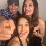 Nushrratt Bharuccha Instagram - 🎶Selfiee Maine le li Aaj Selfiee Maine le li Aaj 🎶 @akshaykumar @dianapenty